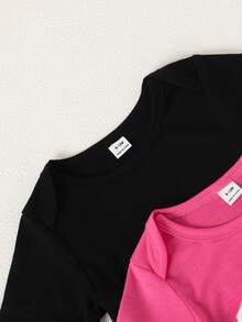 SHEIN Playful Pals Bộ 5 món áo liền thân cổ tròn màu trơn mềm mại và thoải mái cho bé gái, kiểu dáng thời trang thường ngày, dễ mặc vào/cởi ra, tay ngắn và quần short, thích hợp cho mùa xuân/hè. - Nhiều màu - Xem 3