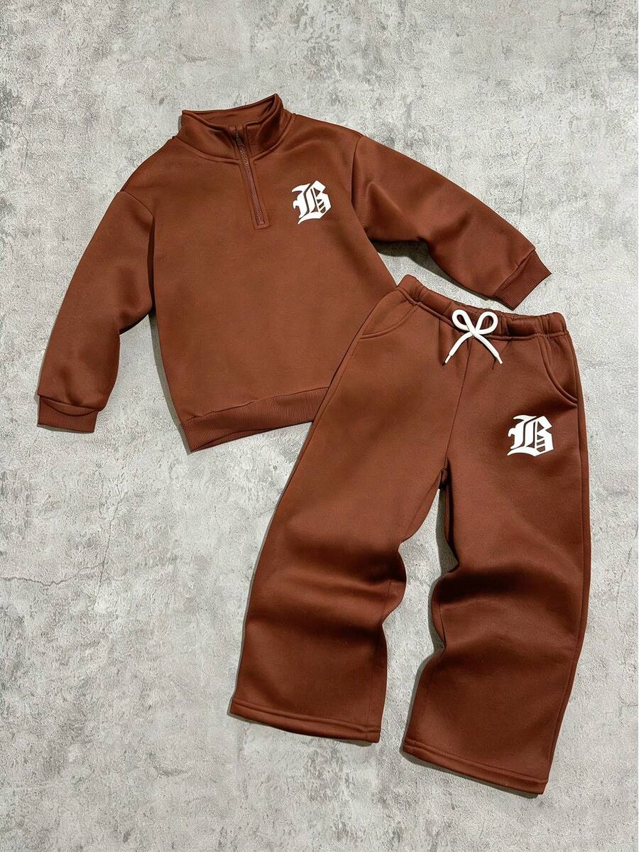 男童字母印花拉链连帽衫和裤子休闲套装 - 棕色 - 查看 1