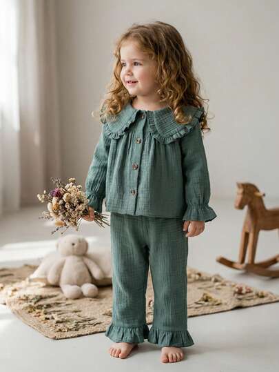 SHEIN 2pcs Baby Girls' Long Sleeve Set, Adorable Peter Pan Collar With Ruffle Trim, Full Snap Front For Easy Dressing, Elastic Ruffle Cuffs And Waist, Comfortable Ruffle Hem, Solid Green Double Gauze