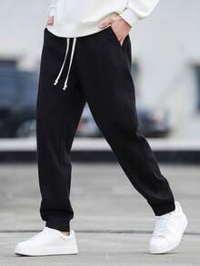 Manfinity Hypemode 男士抽绳腰带口袋休闲通勤慢跑牛仔裤 - 黑色 - 查看 8