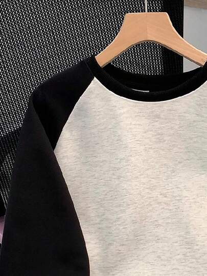 EMERY ROSE Women's Contrast Color Round Neck Raglan Sleeve Long Sleeve Heart Embroidery Casual Loose Sweatshirt