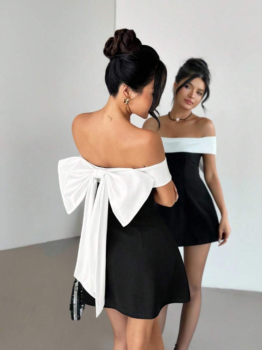 SHEIN PETITE Váy trễ vai đen trắng thắt nơ ngày lễ tình nhân, Fairycore, Tốt nghiệp, Váy tốt nghiệp cho nữ, Váy trở lại trường - Đen và trắng - Xem 1
