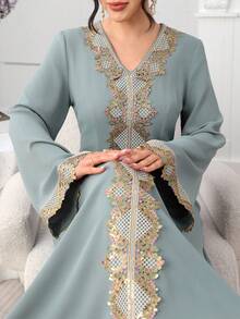 Al Najma 2025 New Olive Green V-Neck A-Line Dress, Fashion Lace Embroidery Patchwork Turkish Maxi Dress Kaftan Jalabiya Dress - Green - View 2