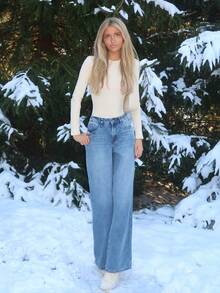 Sydney Algeri Fall/Winter Women's Pocketed Wide Leg Loose Casual Thermal Lined Jeans, Going Out Winter-Warm Khaki Fleece-Lined Distressed Low-Rise Straight-Leg Blue Jeans - Medium Wash - View 1