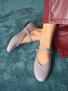 Rosivie Women's Casual Versatile Commute Simple Buckle Flat Shoes - Mauve Purple - View 2