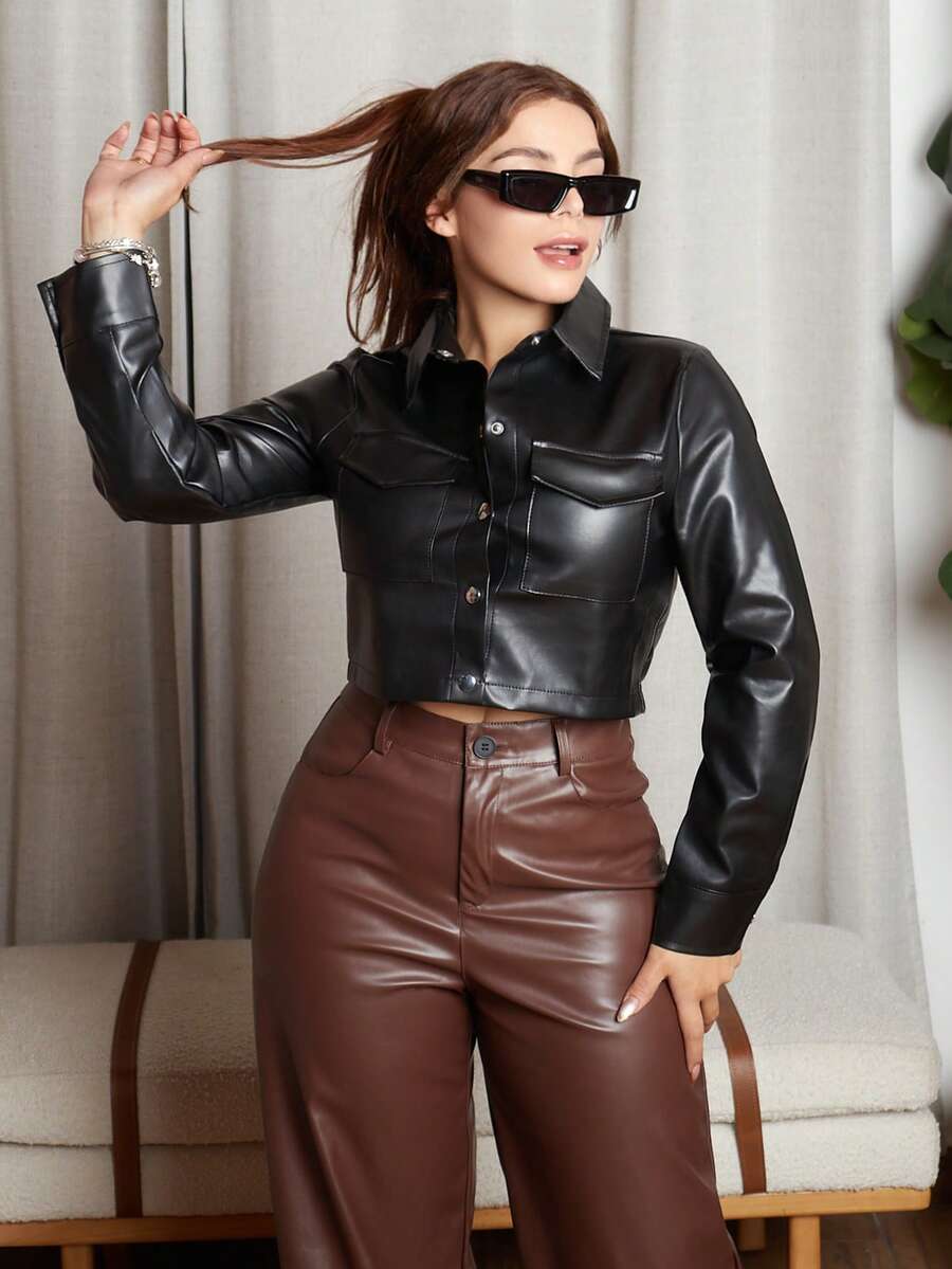 Lupita Cardoza 秋冬款小號女式翻蓋口袋短版PU夾克 - 黑色 - 查看 1