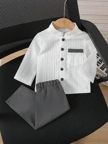 SHEIN Vintaside Kids 男婴立领短袖衬衫套装（2件套），纽扣设计，贴袋T恤上衣搭配松紧腰短裤，休闲复古宽松舒适套装，夏季新品 - 灰色 - 查看 3