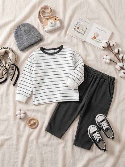 SHEIN Baby Boys Spring Black And White Contrast Casual Style Striped Long Sleeve T-Shirt And Pants Set 2-Piece, Simple Patchwork Detail, Stripe Element, Loose Fit, Suitable For Outings And Home Leisure Wear