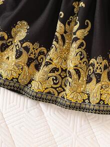 SHEIN Đầm họa tiết sao và trăng mùa xuân/hè cho bé gái sơ sinh, váy làm lễ rửa tội thêu hoa thanh lịch, đầm đen thiết kế ren vàng họa tiết sao và trăng, thích hợp cho các bữa tiệc, chụp ảnh, mặc hàng ngày, rộng rãi và thoải mái với khóa cài phía sau, trang phục truyền thống Ả Rập. - màu đen - Xem 6