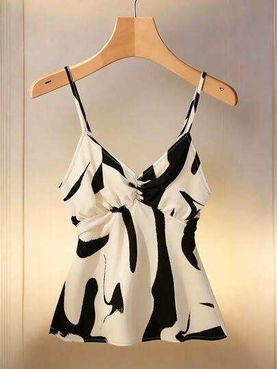 SHEIN Franclia Women's Contrast Color Fashionable Versatile Vacation Party Camisole Cami Tops Tops Cute Dress Top Sexy Tops For Women Summer Black And White Swimsuit Graphic Dress Graphic Cami Top Cow Print Dress