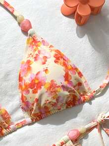 SHEIN Swim 2026新款女士泳装上市，可爱度假沙滩串珠石粉色花卉印花女士泳装套装，适合上学、度假、约会、下午茶、西式、邮轮、海滩、海岛、公路旅行、四季皆宜、音乐节、波西米亚风度假、秋日休闲、西式波西米亚风、优雅女士比基尼上衣、花卉波西米亚比基尼套装、度假比基尼套装、两件式沙滩套装、贝壳比基尼、花朵泳衣比基尼套装、夏季夏季泳装沙滩套装、女士花卉比基尼套装 - 彩色 - 查看 3