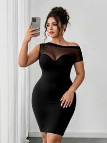 Elenzga Gaun Bodycon Seksi Wanita Ukuran Plus dengan Kerah Asimetris dan Patchwork Jala - Hitam - View 8