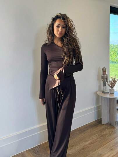 RebeccaVibe 女式咖啡色不对称领口长袖上衣和简约抽绳腰部休闲裤，夏季