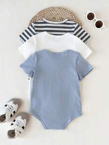 SHEIN 3pcs Baby Boy Casual Cute Solid Color & Striped Pocket Crew Neck Short Sleeve Bodysuit, Suitable For Spring/Summer Outings, Daily Outdoor Play, Home, Comfortable & Versatile - Multicolor - View 2