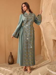 Al Najma Elegant Sequin Embroidery Side Tie Fitted Flare Sleeve Dress Kaftan Jalabiya Dress - Green - View 5