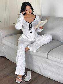 Dazy Plus Bộ đồ ngủ nữ cỡ lớn họa tiết chấm bi, chất liệu chun co giãn, ôm sát, phối màu tương phản, tay dài buộc dây và quần dài ống đứng, kiểu dáng thường ngày. - trắng - Xem 4