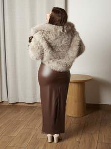 Lupita Cardoza Fashionable Solid Color Faux Fur Coat For Autumn/Winter - Grey - View 2
