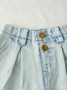 SHEIN Vintaside Kids شورتات جينز مستقيمة الساق للبنات، كاجوال، فضفاضة، خصر مطاطي، مناسبة للربيع/الصيف، للخارج، الشارع، المدرسة، الاستخدام اليومي، الحفلات، العطلات، التنقل، المنزل، وصول جديد للخريف - أزرق فاتح - مشاهدة 6