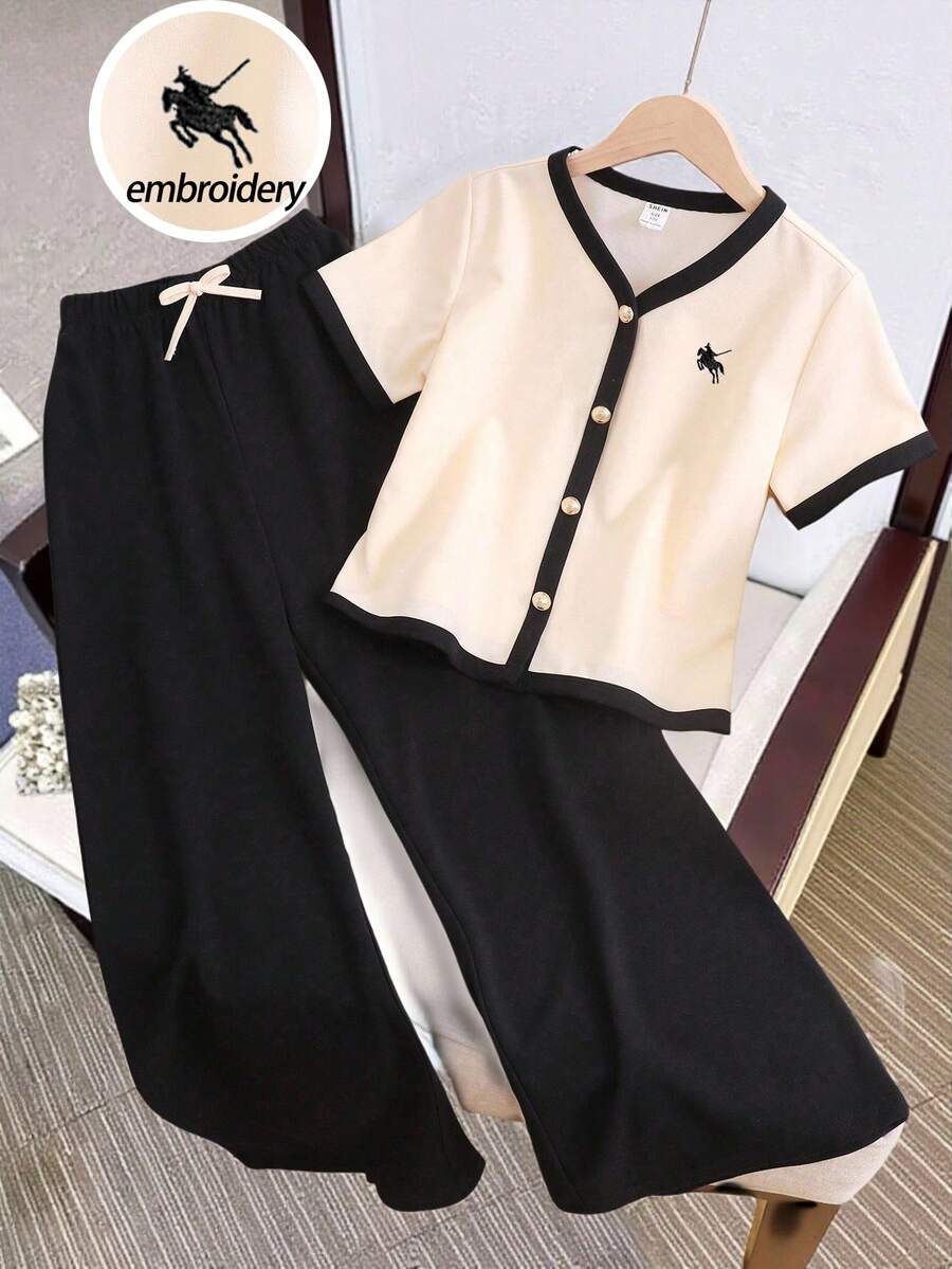 2pcs Tween Girls' Contrast Color V-Neck Equestrian Logo Embroidered Button Decor Short Sleeve Shirt And Casual Pants Set, Spring/Summer - Black and White - View 1