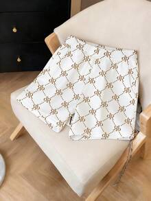 Resyla Women's Letter Print Elastic Waist Pockets Loose Casual Shorts - Black - View 4