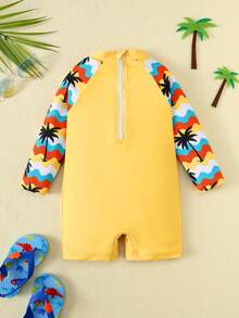 SHEIN 婴儿/男婴撞色可爱橙色棕榈树印花长袖防晒泳衣及短裤套装，适合海滩、度假、冲浪、婴儿泳装 - 橘色 - 查看 2
