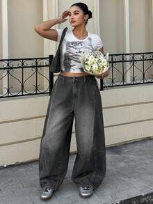 Dazy Plus 大码女式复古宽松筒状牛仔裤，做旧水洗和开衩裤脚设计，休闲街头风，四季皆宜