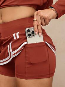 Activina 女士条纹高腰休闲健身运动短裙裤，带口袋 - 紅色 - 查看 7
