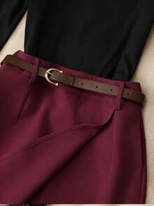 Franclia 休闲时尚通勤百搭黑色单肩褶皱长袖上衣搭配卡其色短裤/半裙（含腰带），女士两件套套装，春秋季 - 中紫紅色 - 查看 3