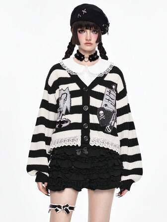 Goth Damen Y2K dunkel gotischer gestreifter Patchwork Nählinien Waffen Schädel Fledermaus Krähe Säge Muster Spitzenbesatz Loose Cardigan, Herbst/Winter