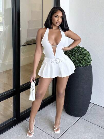 Alexandranx Y2k Clothes 女款可爱返校深 V 领露背金属腰带扣装饰高开衩褶皱修身迷你连衣裤连衣裙，全白派对装