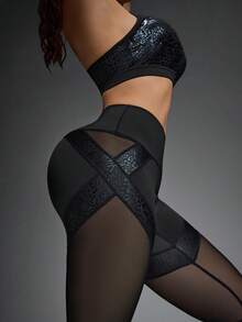 Innovista Women's Solid Color Minimalist Everyday Other Dance Wear Luxury Animal Print Glossy Sports Set With Contrast Stitching, Booty Lifting Leggings & Breathable Crop Top, PU Leopard/Snake Print, Mesh Cut-Out Design, High Support, Detachable Cups, High-Elastic Stretchy Activewear For HIIT, Yoga, Cycling, Gym, Outdoor, Brunch, Party, And Festival – Versatile Sexy Athleisure, Fall Fitness, Working Mom, Pilates, Fitness Gear, Multi-Function Athleisure Set - Black - View 4