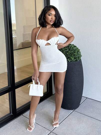 Alexandranx 贝壳胸罩露背吊带系带针织紧身迷你连衣裙