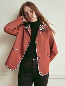 Écloséra 女士撞色饰边豹纹拼接领长袖纽扣前开襟休闲外套 - 紅木色 - 查看 4