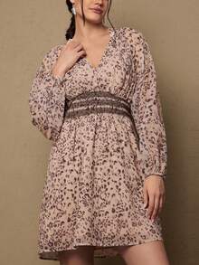 SHEIN VCAY Große Größen Lässig Leoparden-Muster V-Ausschnitt Taillengegurtetes Laternärmel Kleid, Herbst - Aprikosenfarben - Übersicht 7