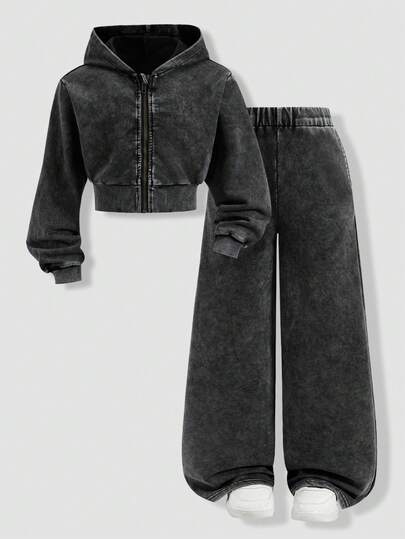 少女牛仔套装，简约时尚黑色水洗，拉链连帽外套+宽松喇叭裤，弹力舒适面料，非常显瘦，百搭+甜美酷炫+运动休闲+户外活动+街头摄影、旅行、音乐会、派对穿搭推荐