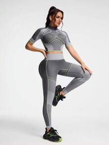 Innovista Women's Letter & Checkerboard Print Raglan Short Sleeve Cycling Jersey T-Shirt - Grey - View 9