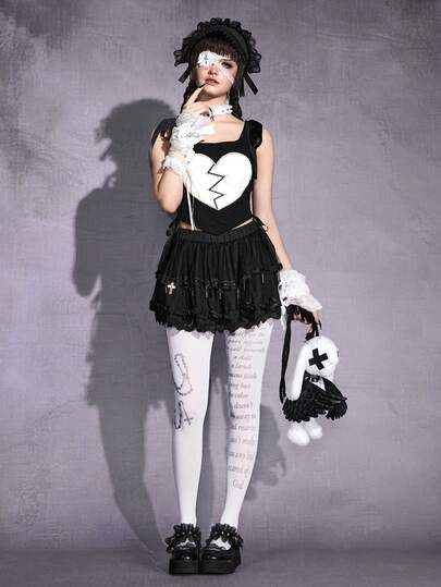 Goth Canotta corta da donna con ricamo a cuore gotico, fiocco e silhouette slim