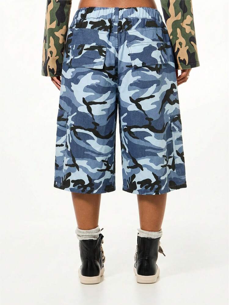 SUMWON WOMEN Camo Cargo Denim Shorts With Pearl Details