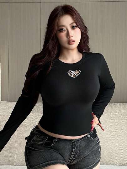 REIGN AVE Solid Color Elastic Tight-Fitting Hollow Heart Pattern Long Sleeve Cropped Versatile T-Shirt