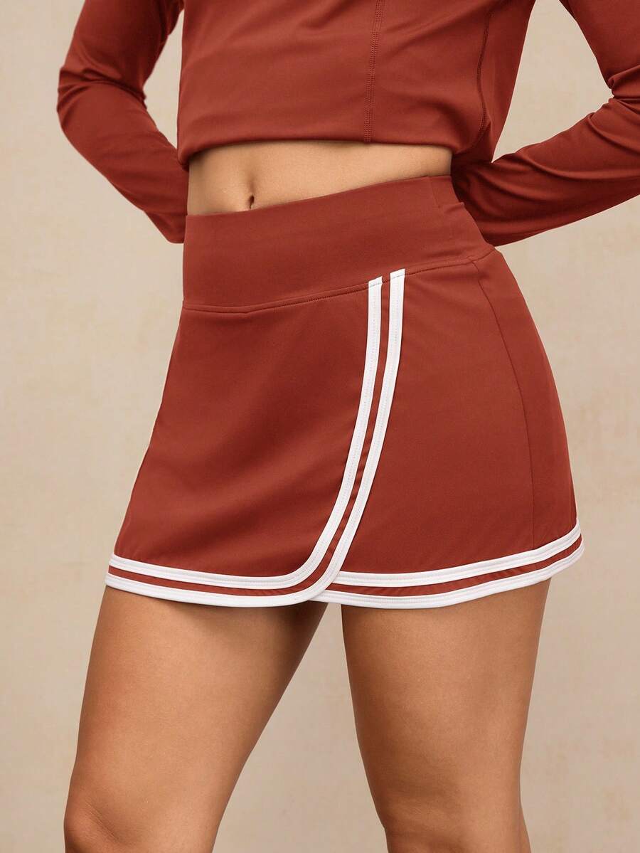 Activina 女士条纹高腰休闲健身运动短裙裤，带口袋 - 紅色 - 查看 1