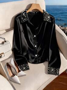 SHEIN Clasi Blusa de manga corta para mujer de talla grande, elegante y romántica con puños y cuello adornados con brillantes y pedrería - Negro - Ver 1
