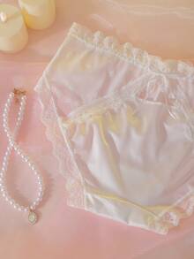 DelicateAllure 1件蕾丝边网纱拼接高档女士丁字裤 - 白色 - 查看 9