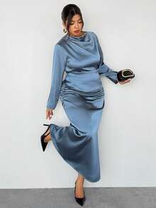 Firerie 大码女士优雅通勤套装，喇叭长袖褶皱领不对称下摆上衣搭配高腰超长鱼尾裙，缎面裙装，优雅通勤装 - 霧霾藍 - 查看 2