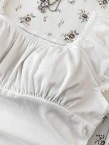 SHEIN Tween Girl 休闲法式优雅蕾丝花边褶皱短袖修身方领泡泡袖返校 T 恤，白色方领上衣 - 白色 - 查看 5