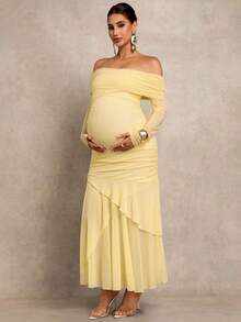 MaterniChic 孕妇纯色褶皱露肩长袖荷叶边下摆优雅连衣裙 - 黃色 - 查看 6