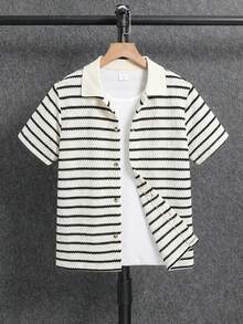 SHEIN 男童休闲条纹Polo领短袖衬衫，用途广泛，适合通勤、上学、日常休闲穿着、运动，春夏皆宜。 - 彩色 - 查看 6