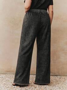 Anewsta 新款时尚设计女式不对称珍珠串珠水洗效果直筒大码休闲裤 - 黑色 - 查看 6