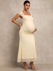 MaterniChic 孕妇纯色方领褶皱修身鱼尾下摆优雅连衣裙 - 杏色 - 查看 4