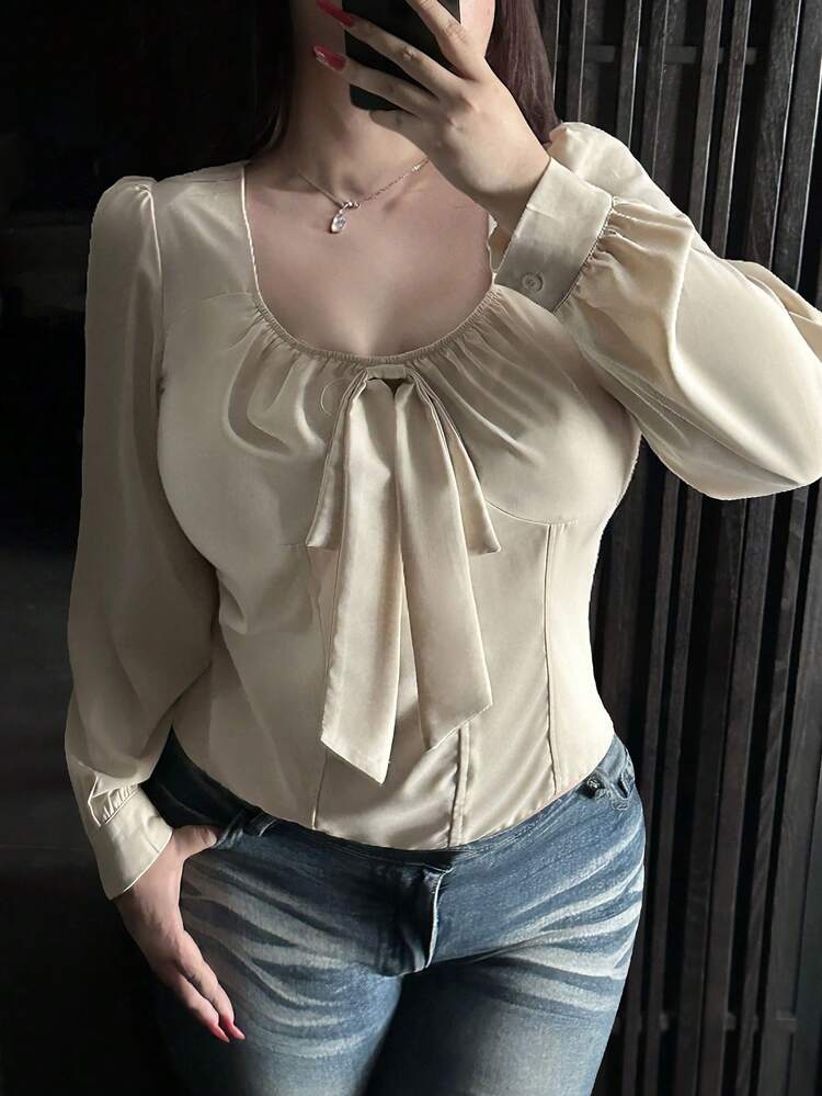 Dazy Plus Plus Size Elastic Fitted Cinched Waist Cropped Long Sleeve White Pullover Shirt