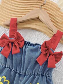 SHEIN Playful Pals 女婴/女宝宝时尚波点撞色肩带蝴蝶结装饰连体衣 - 紅色 - 查看 3